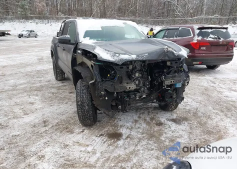 2025 Toyota Tacoma Trd Off Road z USA, uszkodzony, nr VIN 3TMLB5JN8SM092313